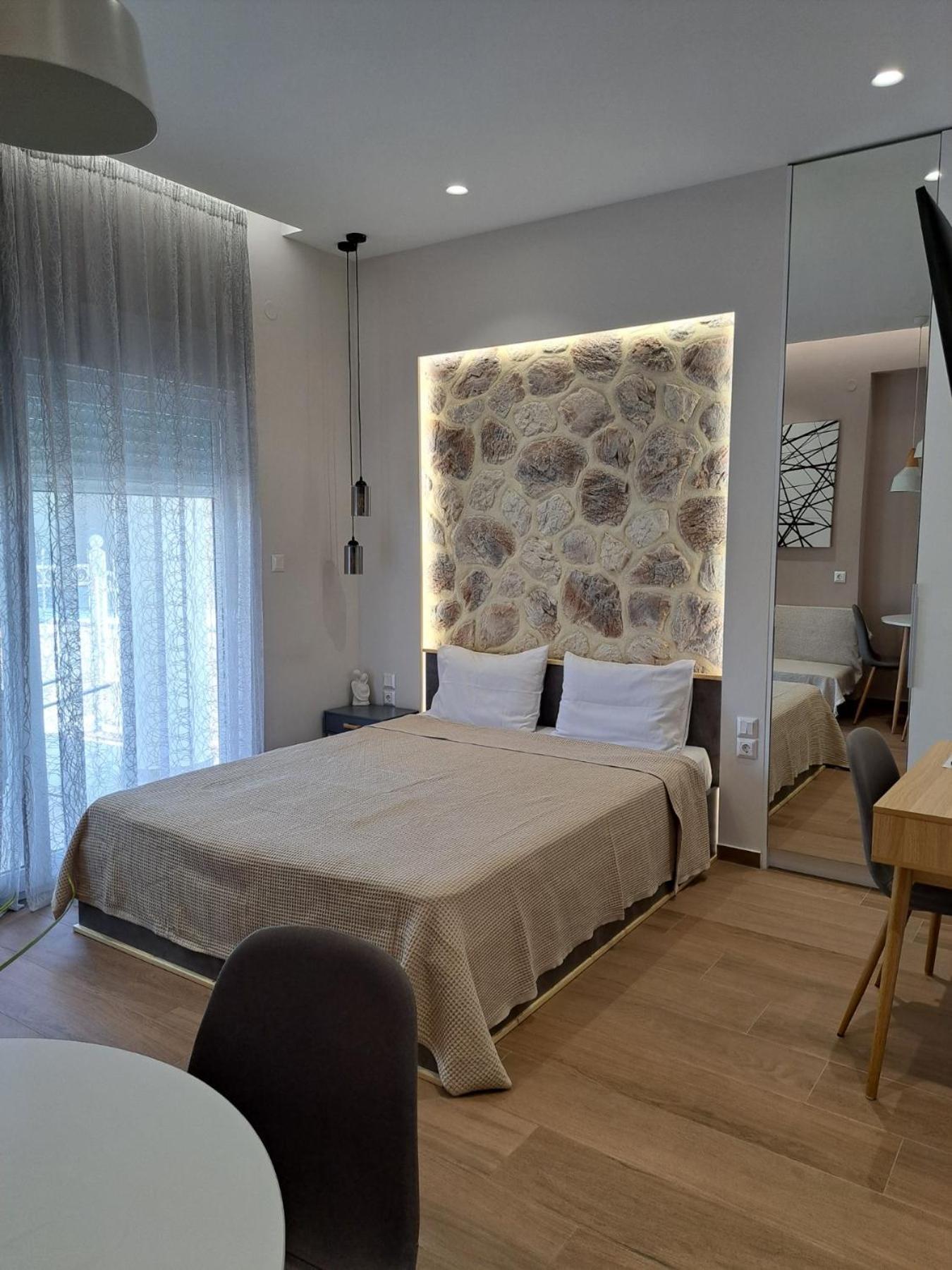 Eclectic Studio With Stone Volos Exterior foto